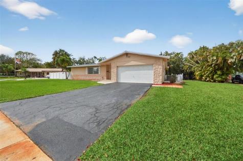 1101 SW 68th Avenue Plantation FL 33317