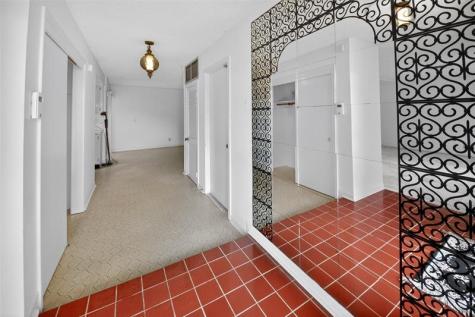 1101 SW 68th Avenue Plantation FL 33317