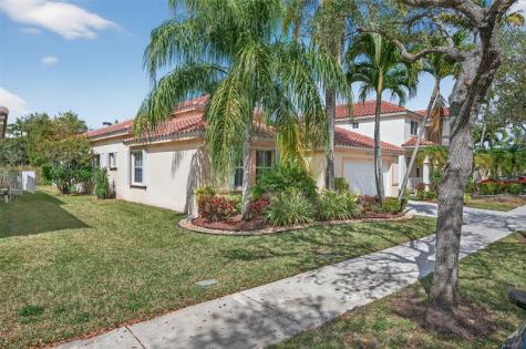 4042 Pinewood Lane Weston FL 33331