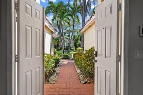 4042 Pinewood Lane Weston FL 33331