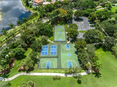 4042 Pinewood Lane Weston FL 33331