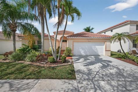 4042 Pinewood Lane Weston FL 33331