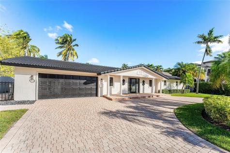 2443 NE 26th Street Lighthouse Point FL 33064
