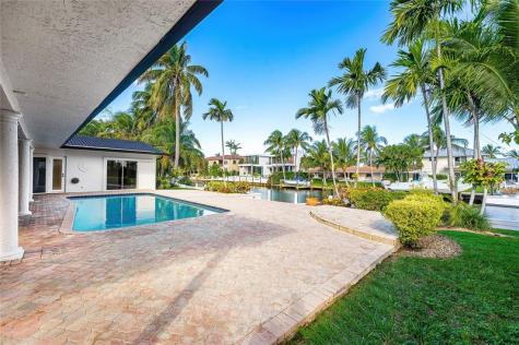 2443 NE 26th Street Lighthouse Point FL 33064