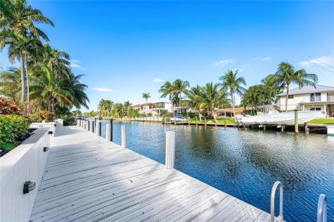 2443 NE 26th Street Lighthouse Point FL 33064