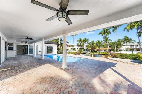 2443 NE 26th Street Lighthouse Point FL 33064
