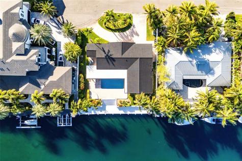 2443 NE 26th Street Lighthouse Point FL 33064