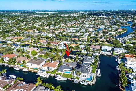 2443 NE 26th Street Lighthouse Point FL 33064