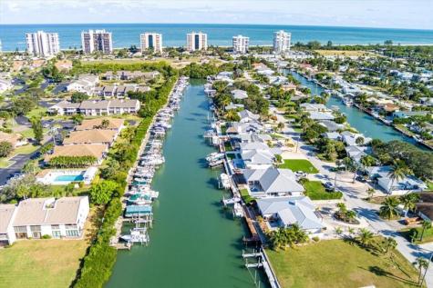 3336 Caracal Drive Hutchinson Island FL 34949