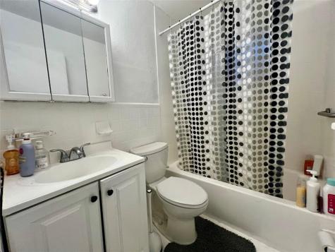 6409 Franklin Street Hollywood FL 33024