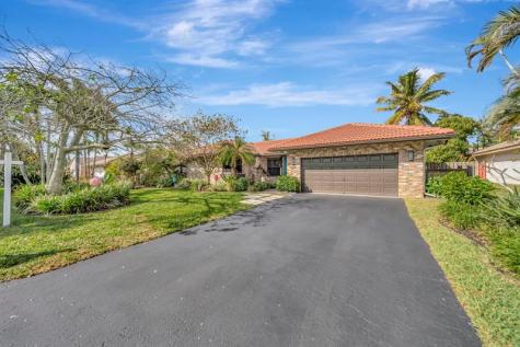 5368 NW 64 Way Coral Springs FL 33067