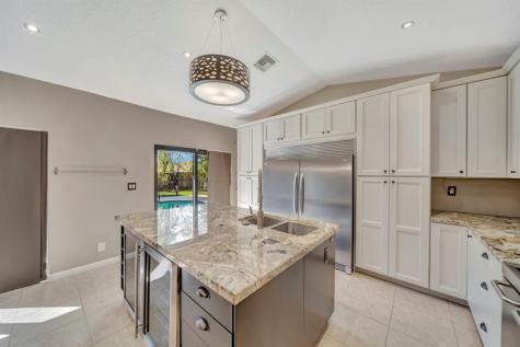 5368 NW 64 Way Coral Springs FL 33067