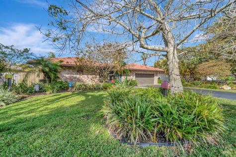 5368 NW 64 Way Coral Springs FL 33067