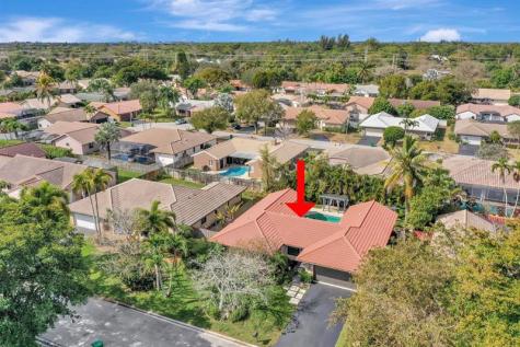 5368 NW 64 Way Coral Springs FL 33067
