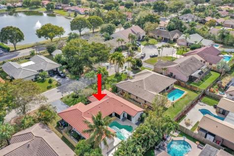 5368 NW 64 Way Coral Springs FL 33067