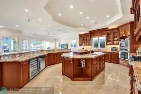 642 Palm Drive Hallandale Beach FL 33009