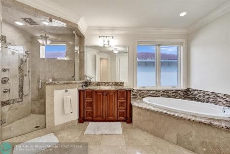 642 Palm Drive Hallandale Beach FL 33009