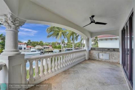 642 Palm Drive Hallandale Beach FL 33009