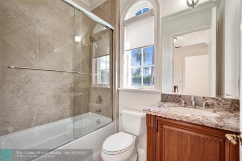 642 Palm Drive Hallandale Beach FL 33009
