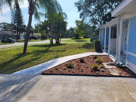 702 SW Belmont Circle Port St Lucie FL 34953