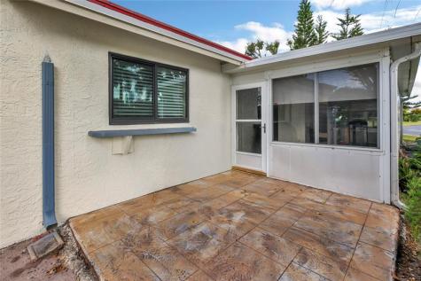 5541 Ainsley Court Boynton Beach FL 33437