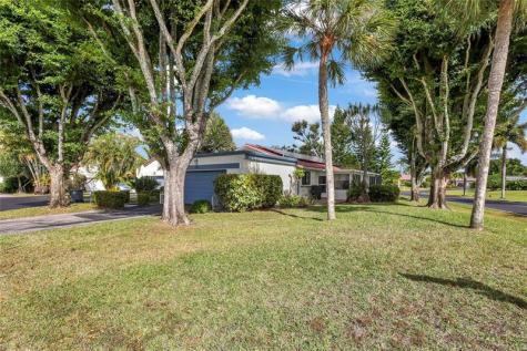 5541 Ainsley Court Boynton Beach FL 33437