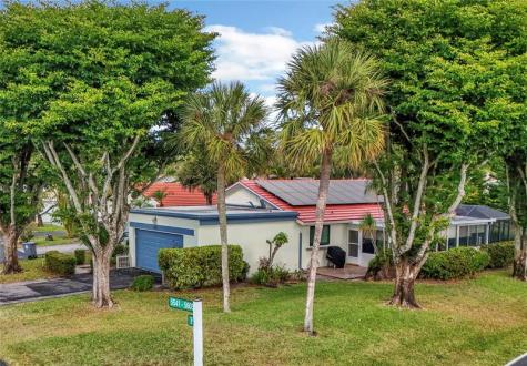 5541 Ainsley Court Boynton Beach FL 33437