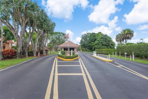 5541 Ainsley Court Boynton Beach FL 33437