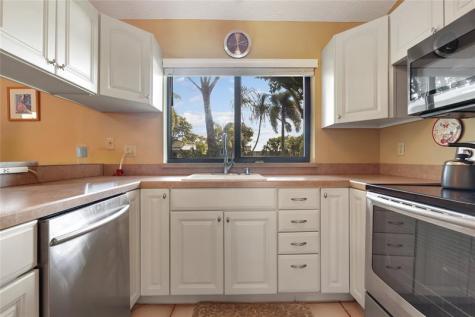 5541 Ainsley Court Boynton Beach FL 33437
