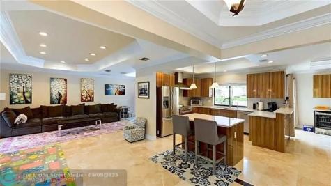 4041 NE 34th Avenue Fort Lauderdale FL 33308