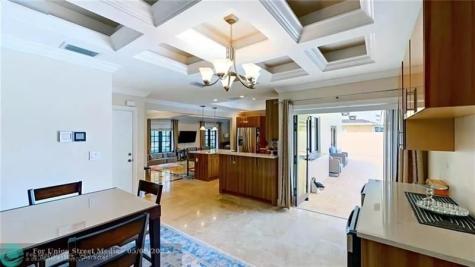 4041 NE 34th Avenue Fort Lauderdale FL 33308