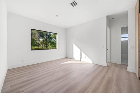 18853 42ND Road Loxahatchee FL 33470