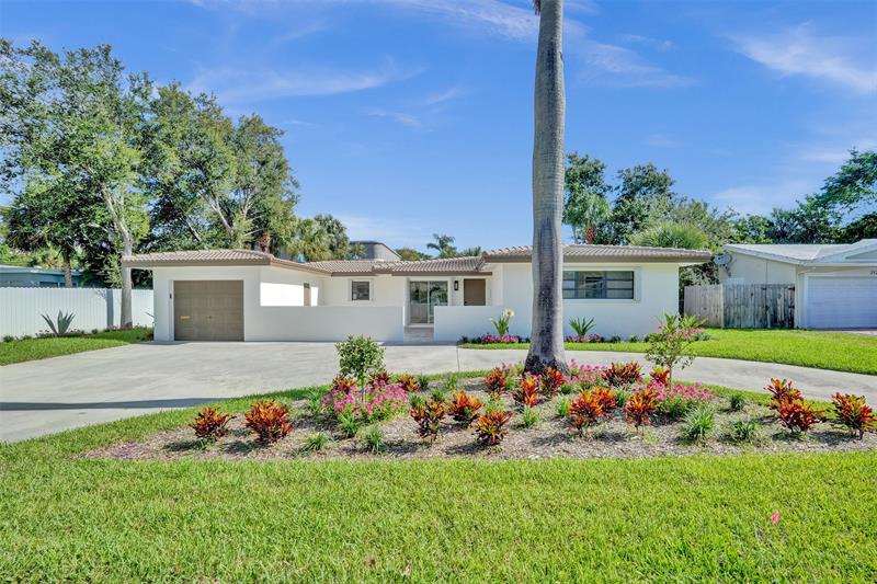 2111 NE 35th Street Lighthouse Point FL 33064