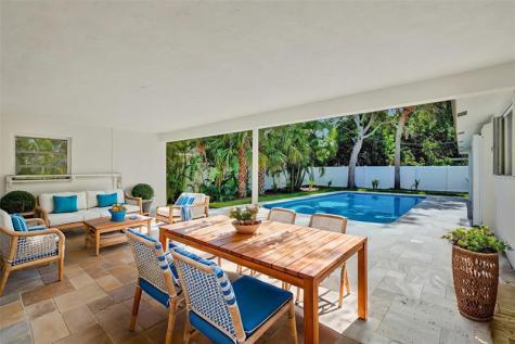 2111 NE 35th Street Lighthouse Point FL 33064