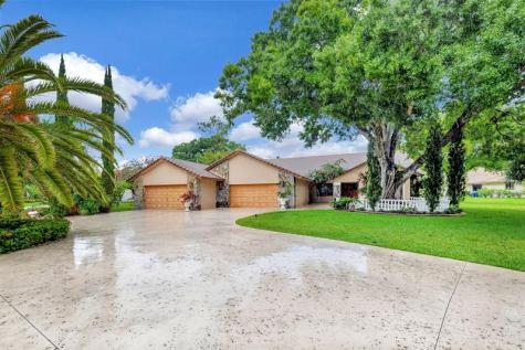 5355 NW 77th Terrace Coral Springs FL 33067