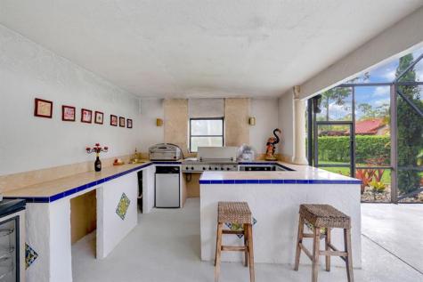 5355 NW 77th Terrace Coral Springs FL 33067