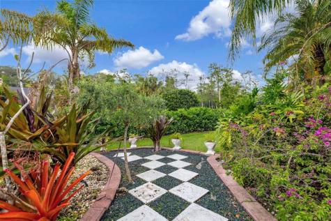 5355 NW 77th Terrace Coral Springs FL 33067