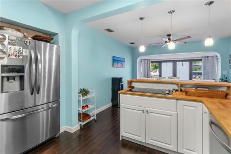 804 SW 16th Court Fort Lauderdale FL 33315