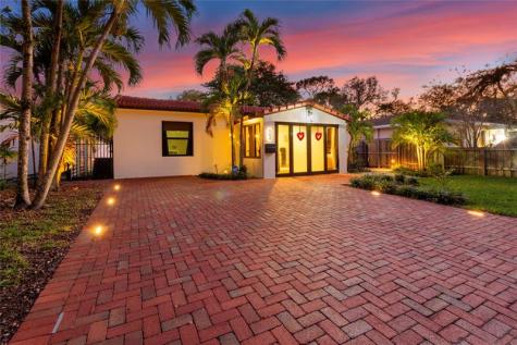 804 SW 16th Court Fort Lauderdale FL 33315