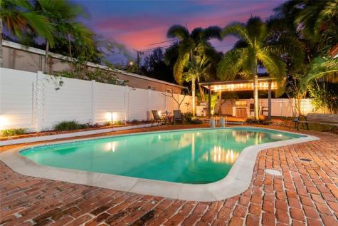 804 SW 16th Court Fort Lauderdale FL 33315