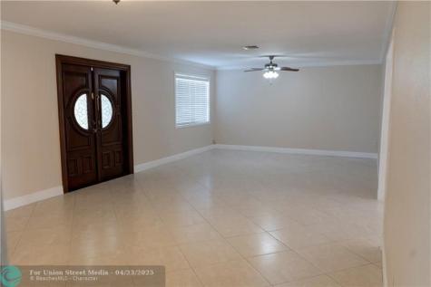8165 NW 182nd Street Hialeah FL 33015