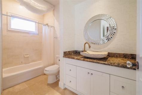 5660 Lago Del Sol Drive Lake Worth FL 33449