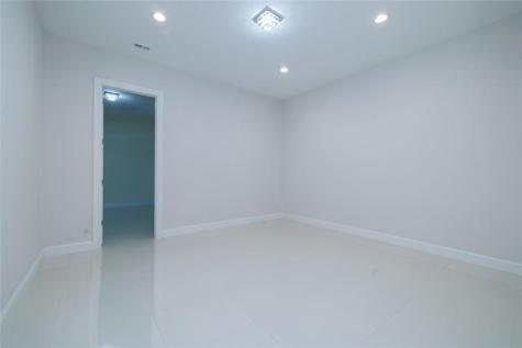 5660 Lago Del Sol Drive Lake Worth FL 33449