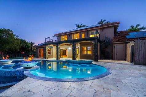 5660 Lago Del Sol Drive Lake Worth FL 33449