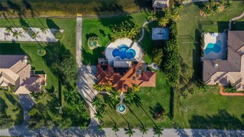 5660 Lago Del Sol Drive Lake Worth FL 33449