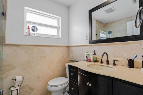 4000 N 36th Avenue Hollywood FL 33021