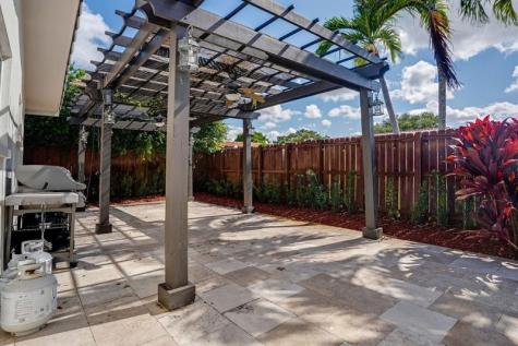 4000 N 36th Avenue Hollywood FL 33021