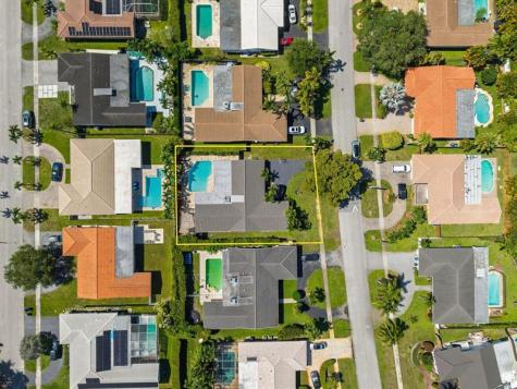 4000 N 36th Avenue Hollywood FL 33021