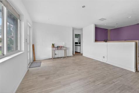 241 W 20th Street Riviera Beach FL 33404
