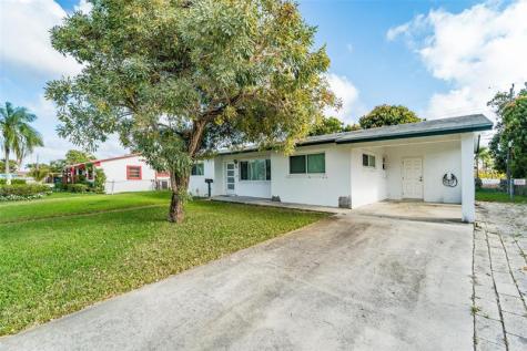 241 W 20th Street Riviera Beach FL 33404